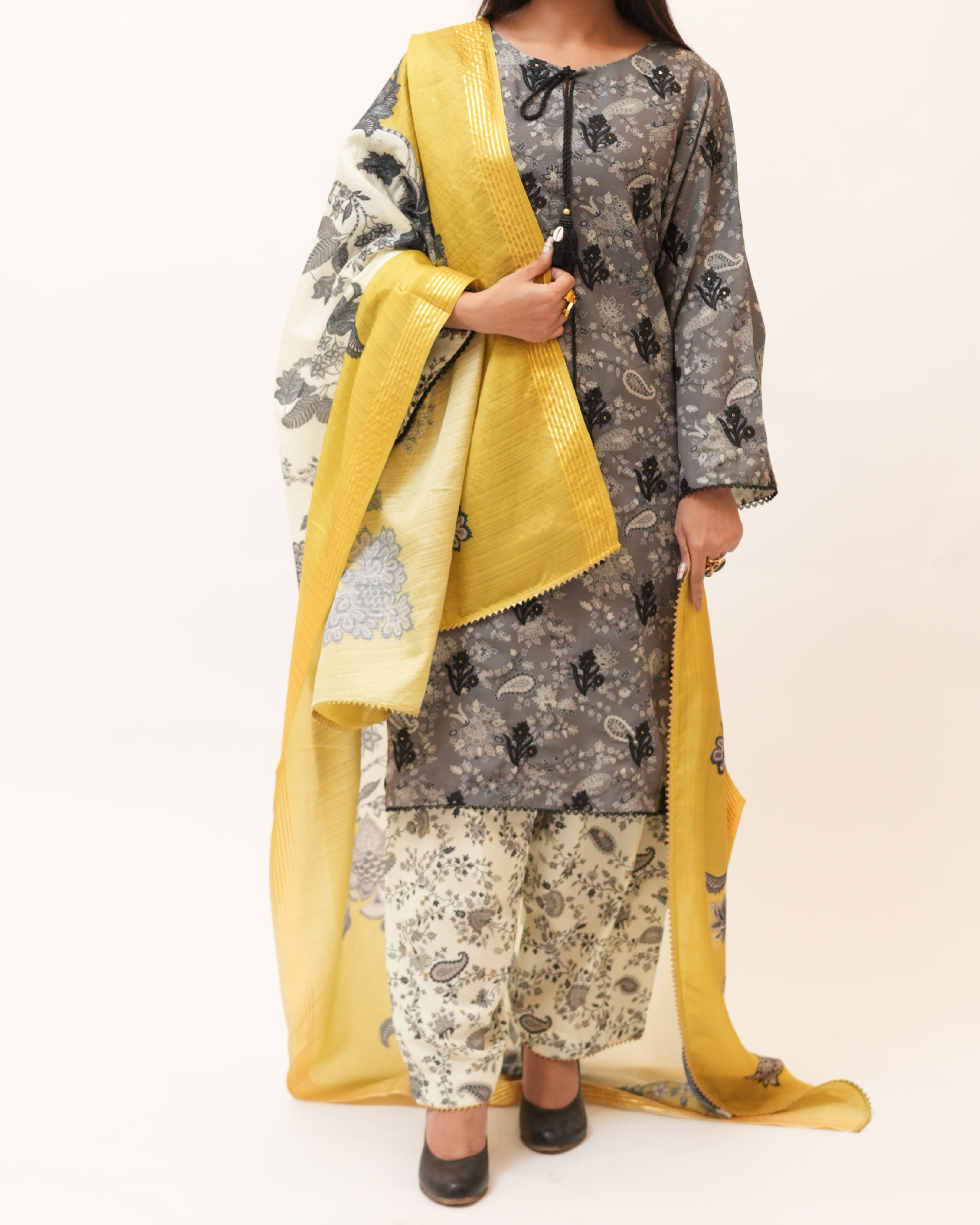 Swiss Lawn Full Sequence Embroidery 3Pcs