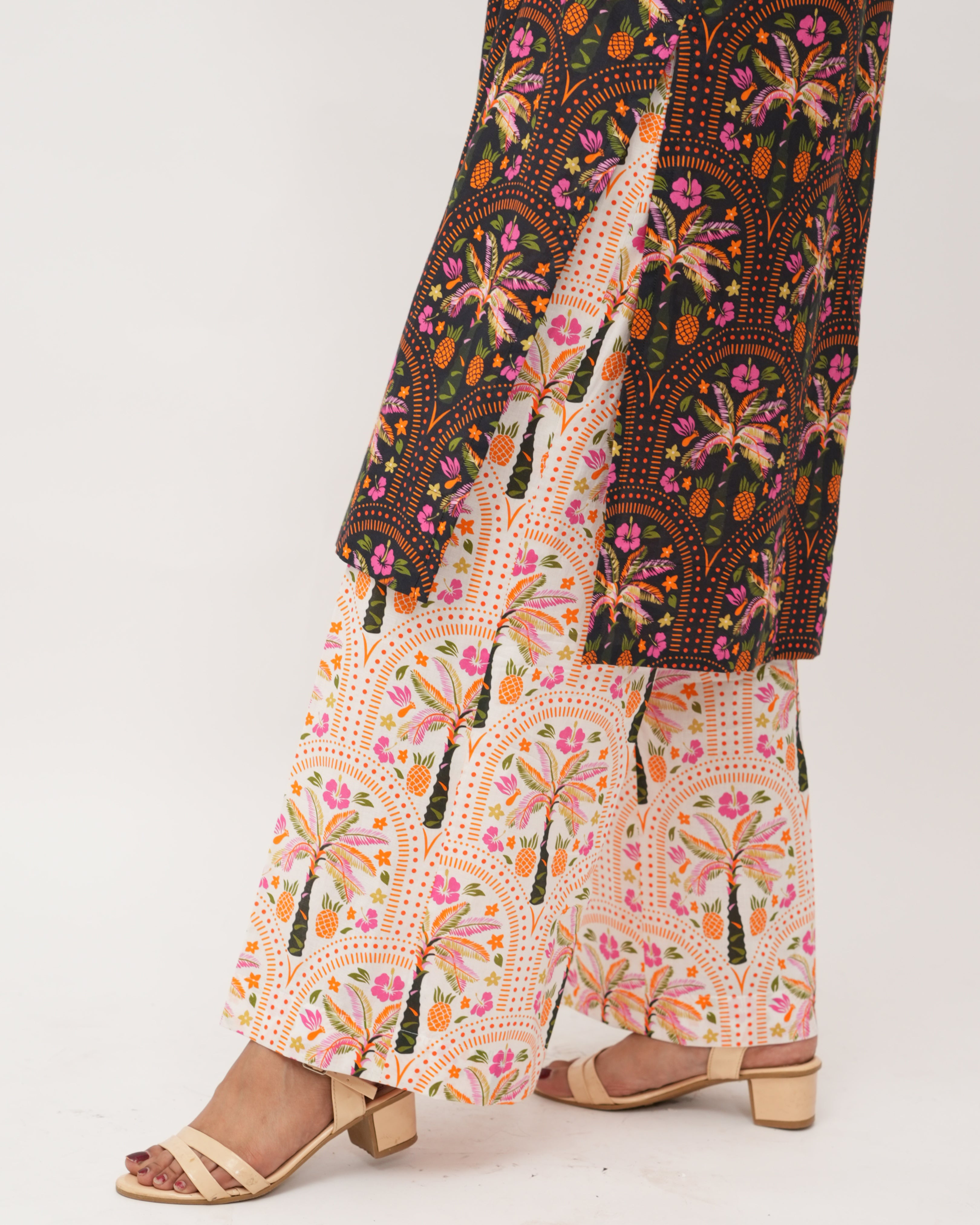 Cambric Lawn 2 Pcs Suit
