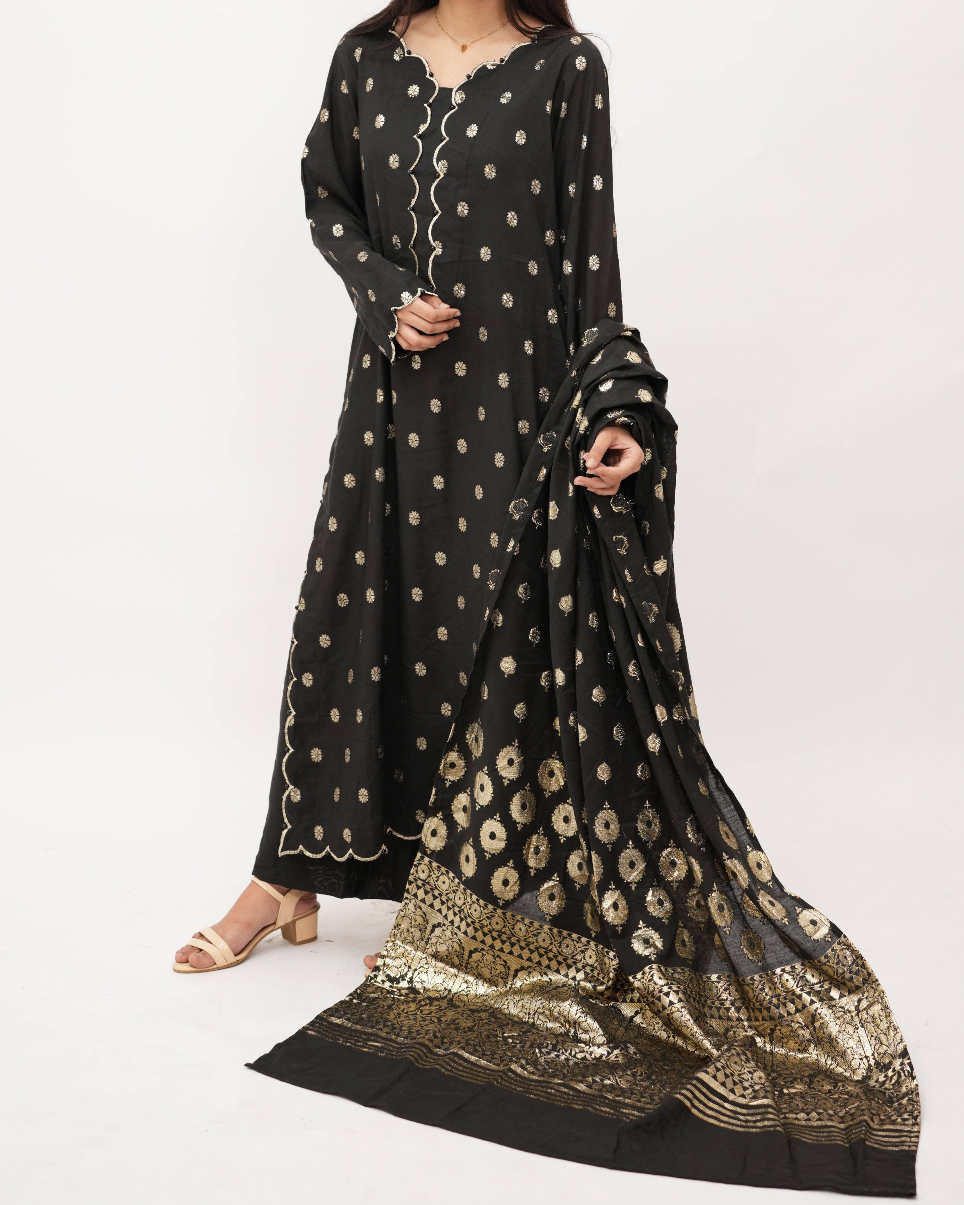 Zari Jacquard 3pcs Suit