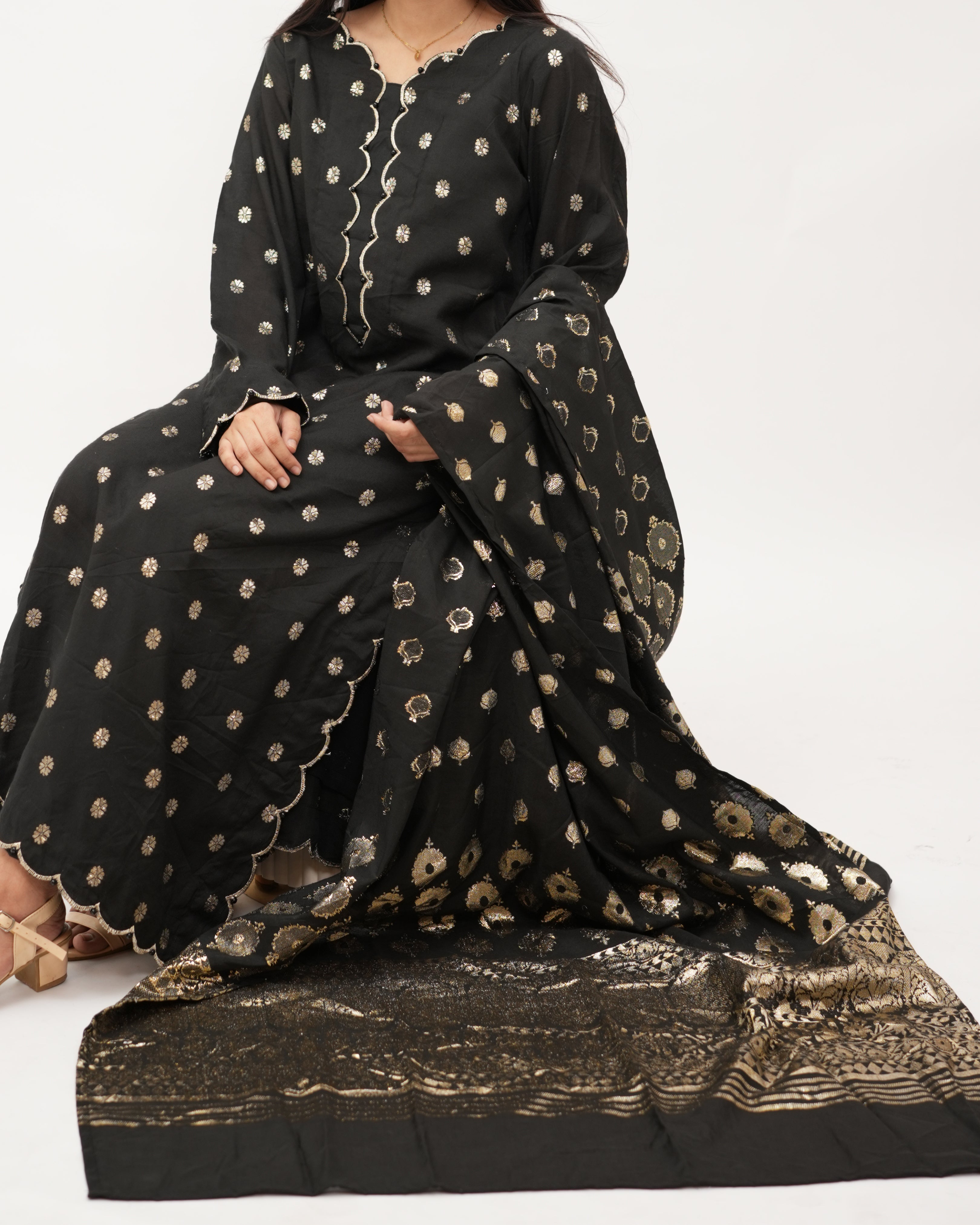 Zari Jacquard 3pcs Suit