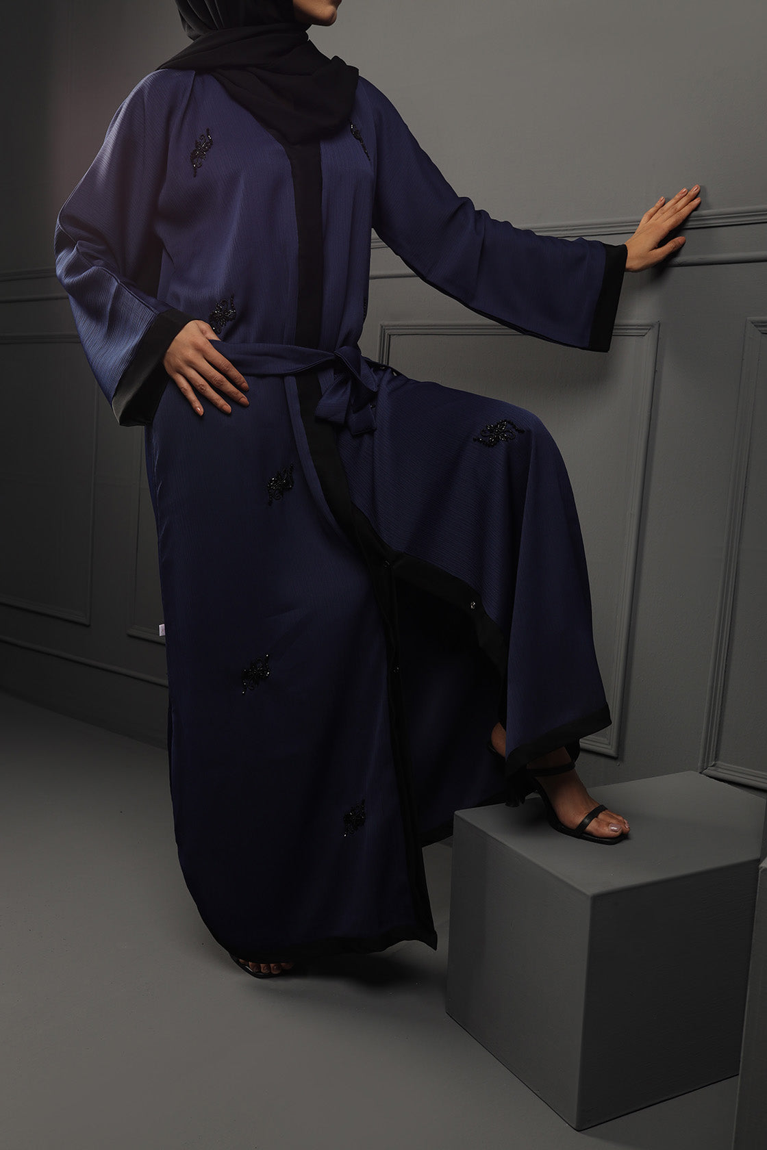 Abaya Navy Blue EMB