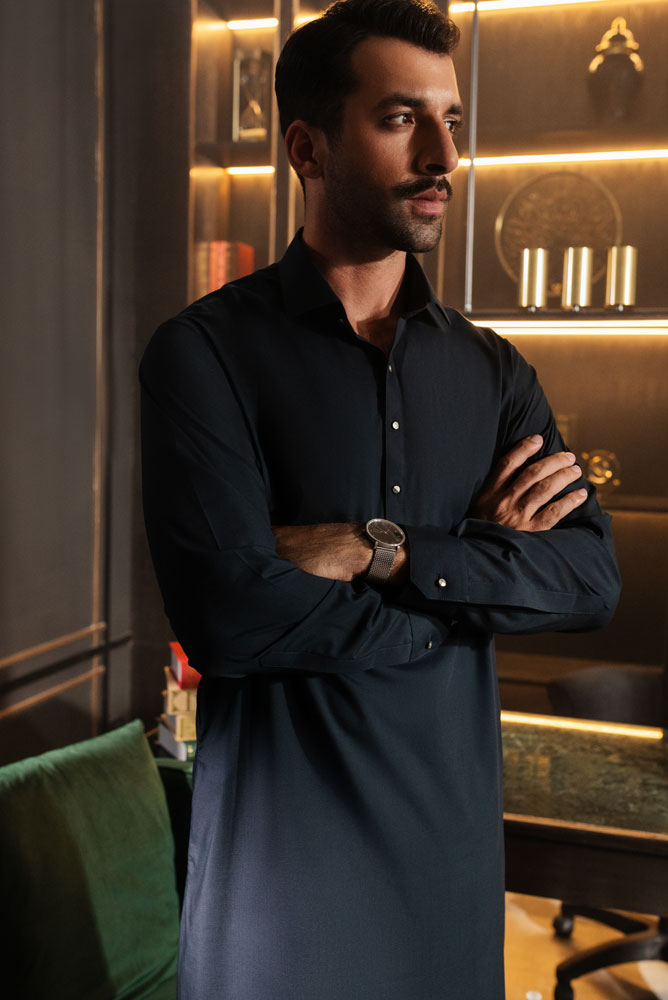 Men Black kameez Shalwar