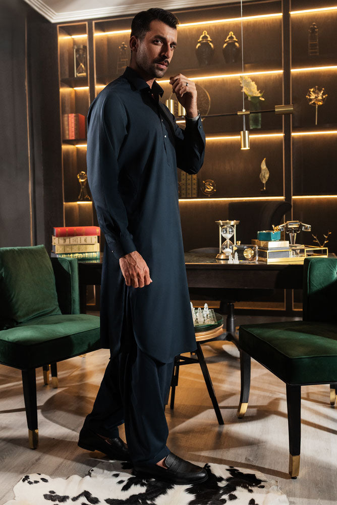 Men Black kameez Shalwar